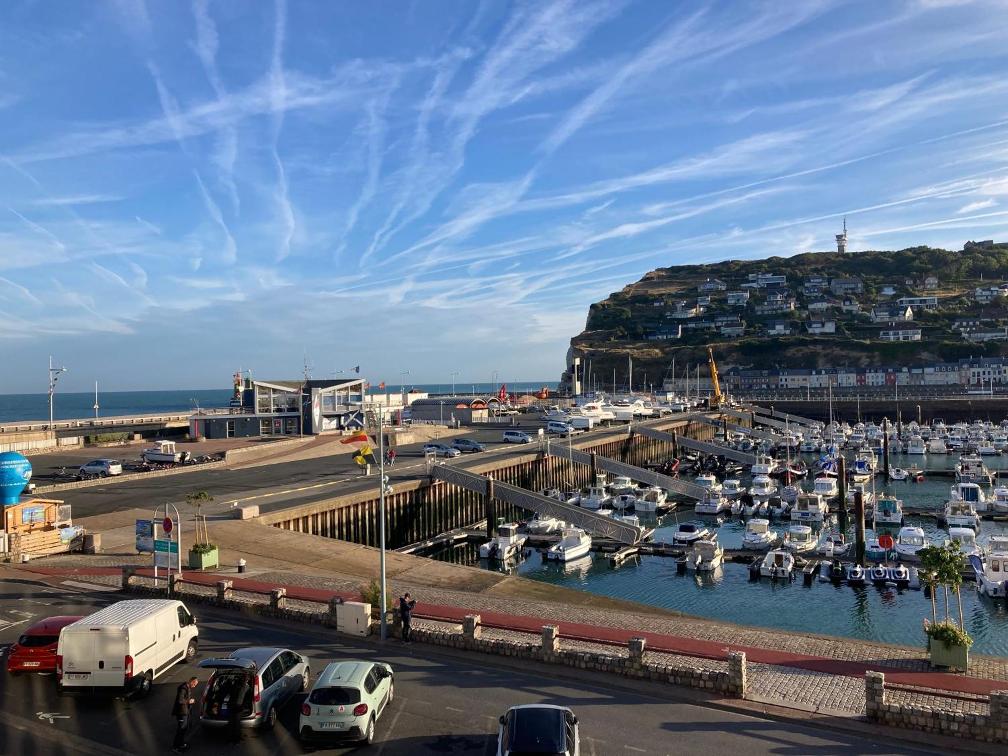 Charmant Studio Avec Vue Sur Le Port Et Falaises Fécamp Exterior foto